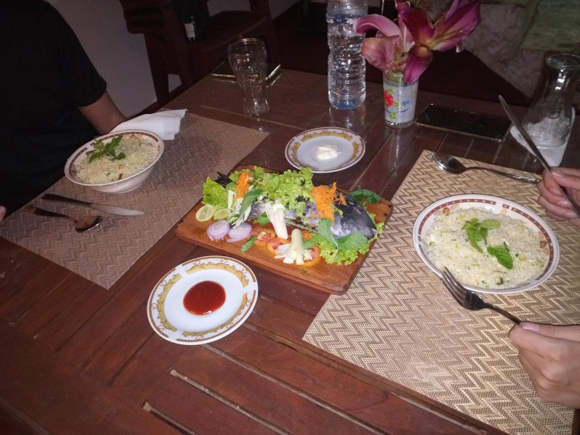 Silent Peacock Villa And Peacock Cafe แทนกาลเล ภายนอก รูปภาพ